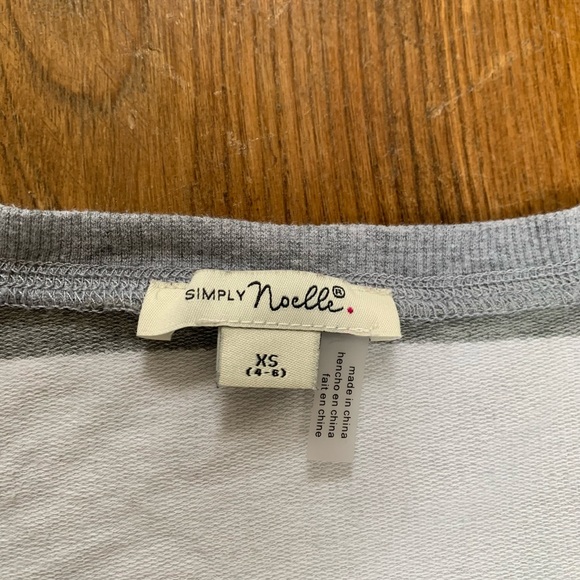 Light weight tunic sweatshirt - Picture 2 of 3